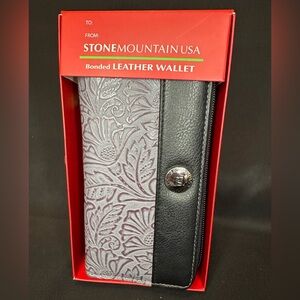 🎄🎁 Stone Mountain USA Leather Wallet